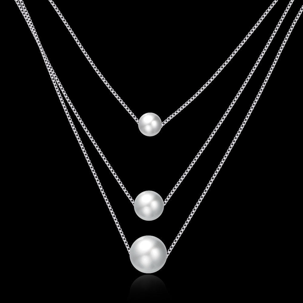 Girls Light Luxury Disc With Three Pearl Pendants