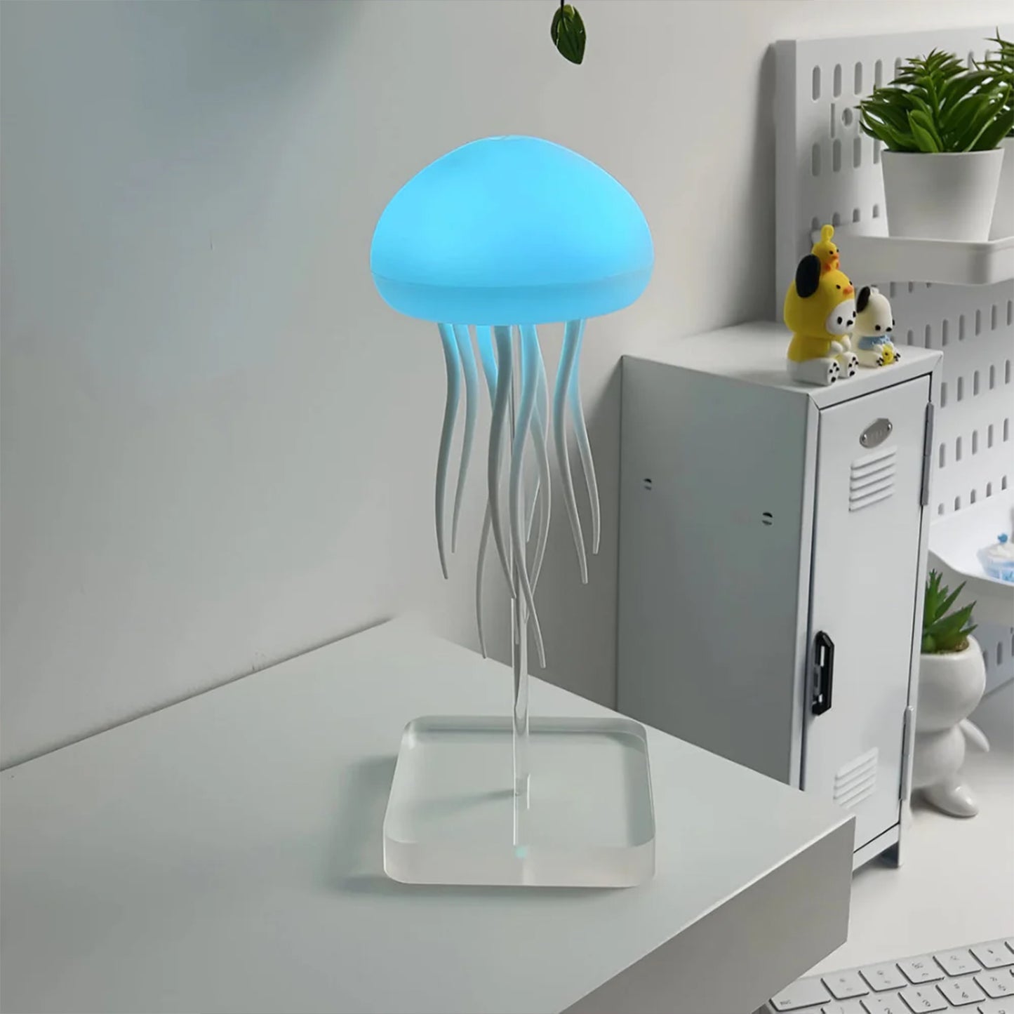 DANCING JELLYFISH LAMP